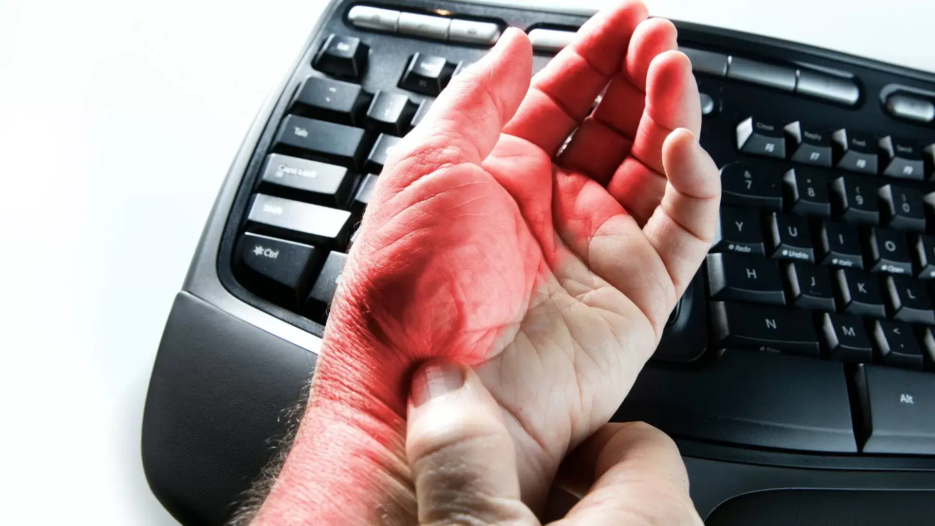 Identifying Symptoms of Carpal Tunnel Syndrome