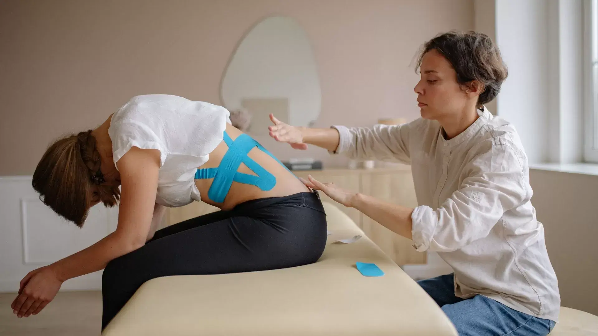 How Physiotherapy Supports Lordosis
